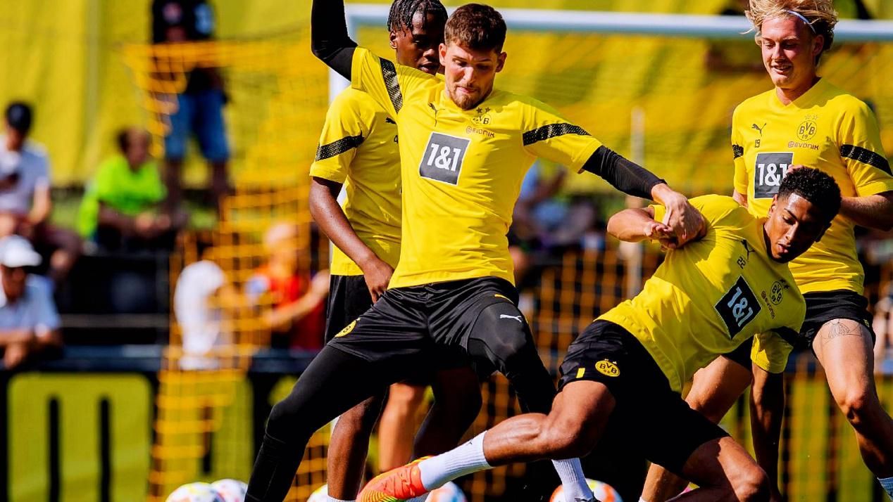 九游游戏大全-米卢重回国足任主帅